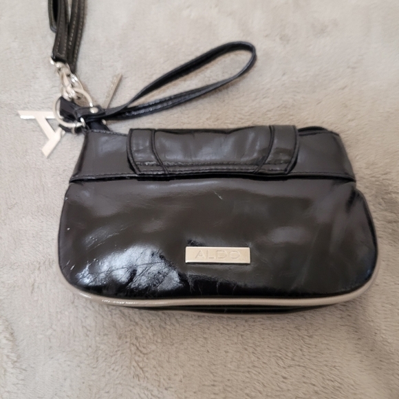 Aldo black wristlet - Picture 3 of 8